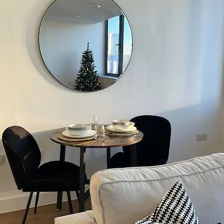 Stylish & Cosy One Bedroom Condo Manchester Exterior photo